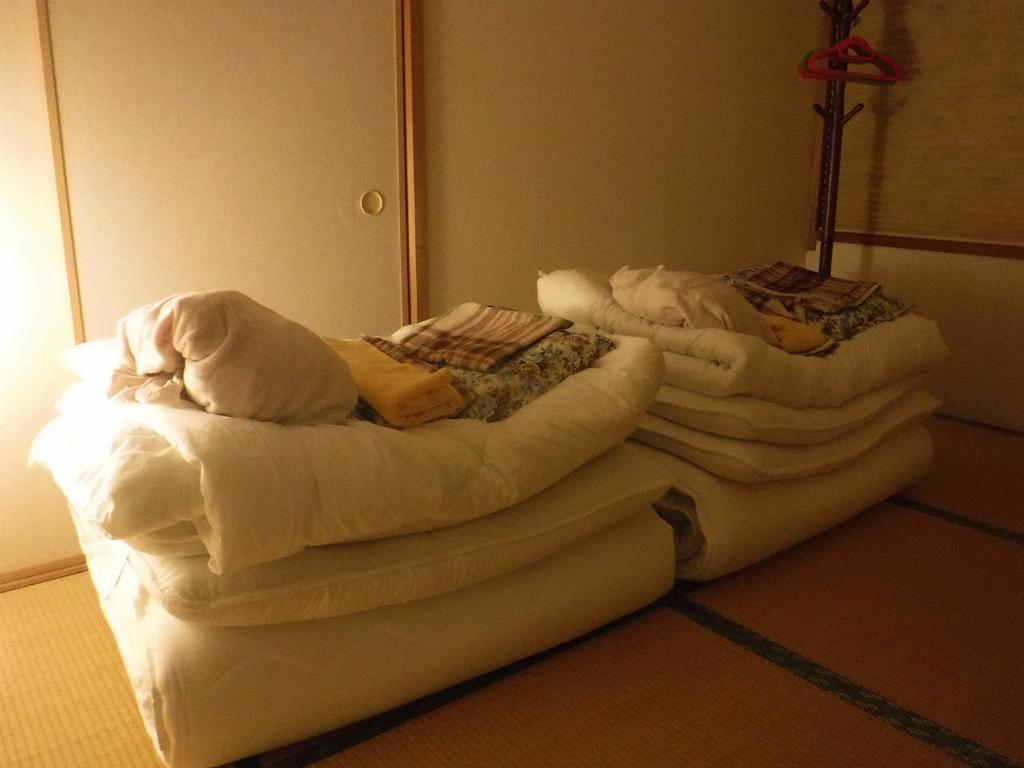 Wholeearth Ryokan Hiroshima Exterior foto